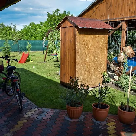 Lux Apartment Maroslele