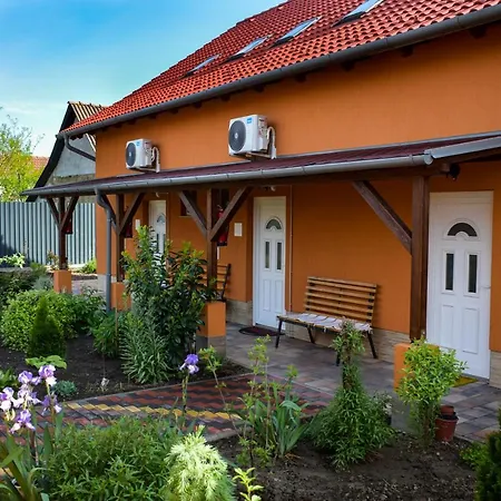 Apartment Lux Maroslele