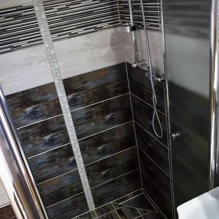 Lux Apartment Maroslele