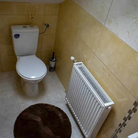 Lux Apartment Maroslele